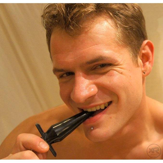 The Vibrating Ass Plug
